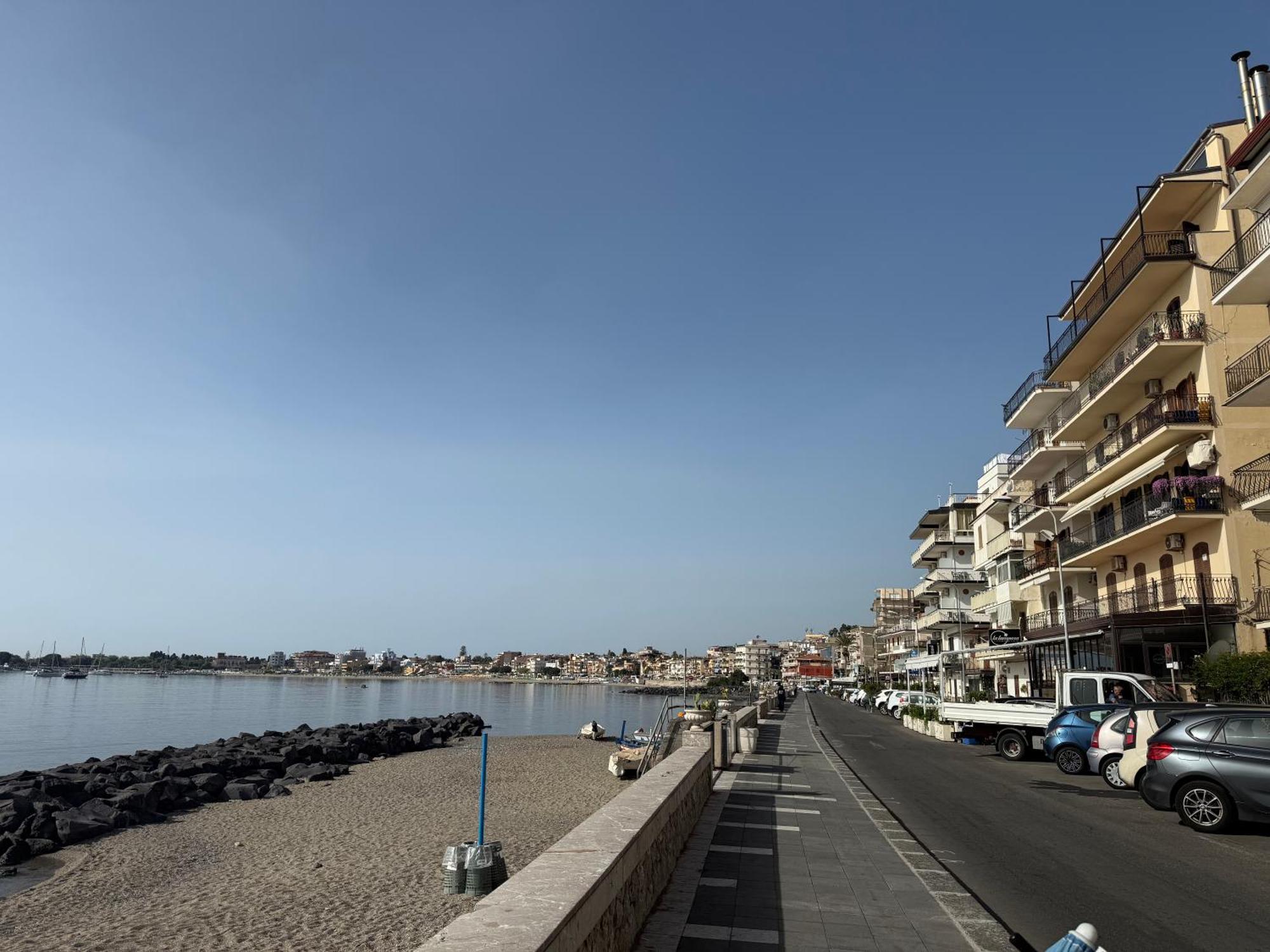 Nausica17 Naxos Bay Apartment Giardini Naxos Luaran gambar